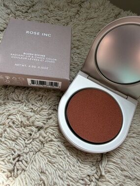 ROSE INC Blush Divine *NEW*